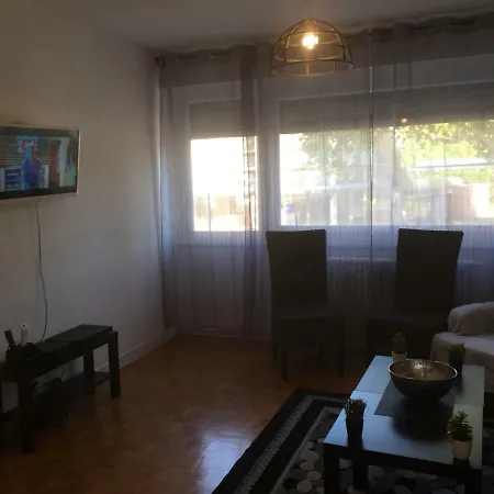 Oda ve Kahvaltı Le Dhalia